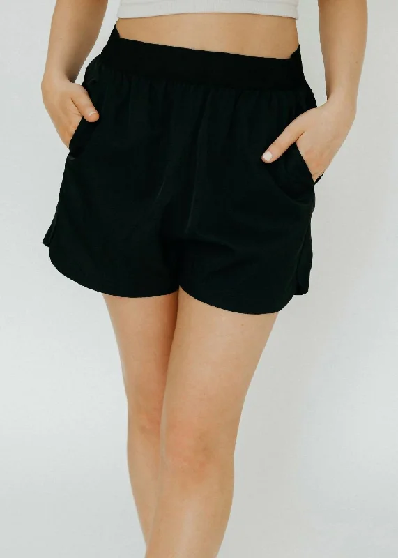 Drapey Suiting Pull On Short In Black