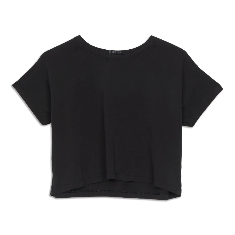 Cates Crop T-Shirt - Resale